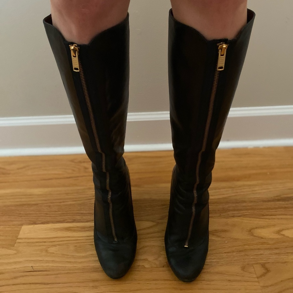Marc Jacobs boot heel